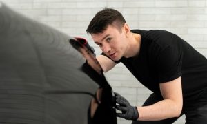 Преимущества и методы удалениявмятин без покраски: что выбрать для вашего авто?